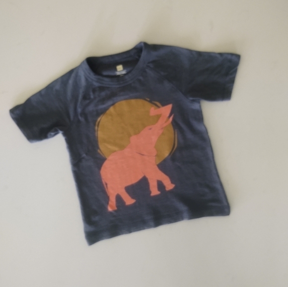TEA Collection | Elephant Gold Tee - Picture 3 of 6